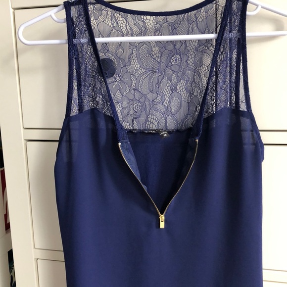 Express Lace Zip Tank - Picture 4 of 5
